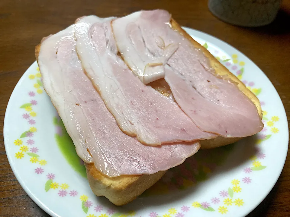 ハムトースト|はっちぃさん