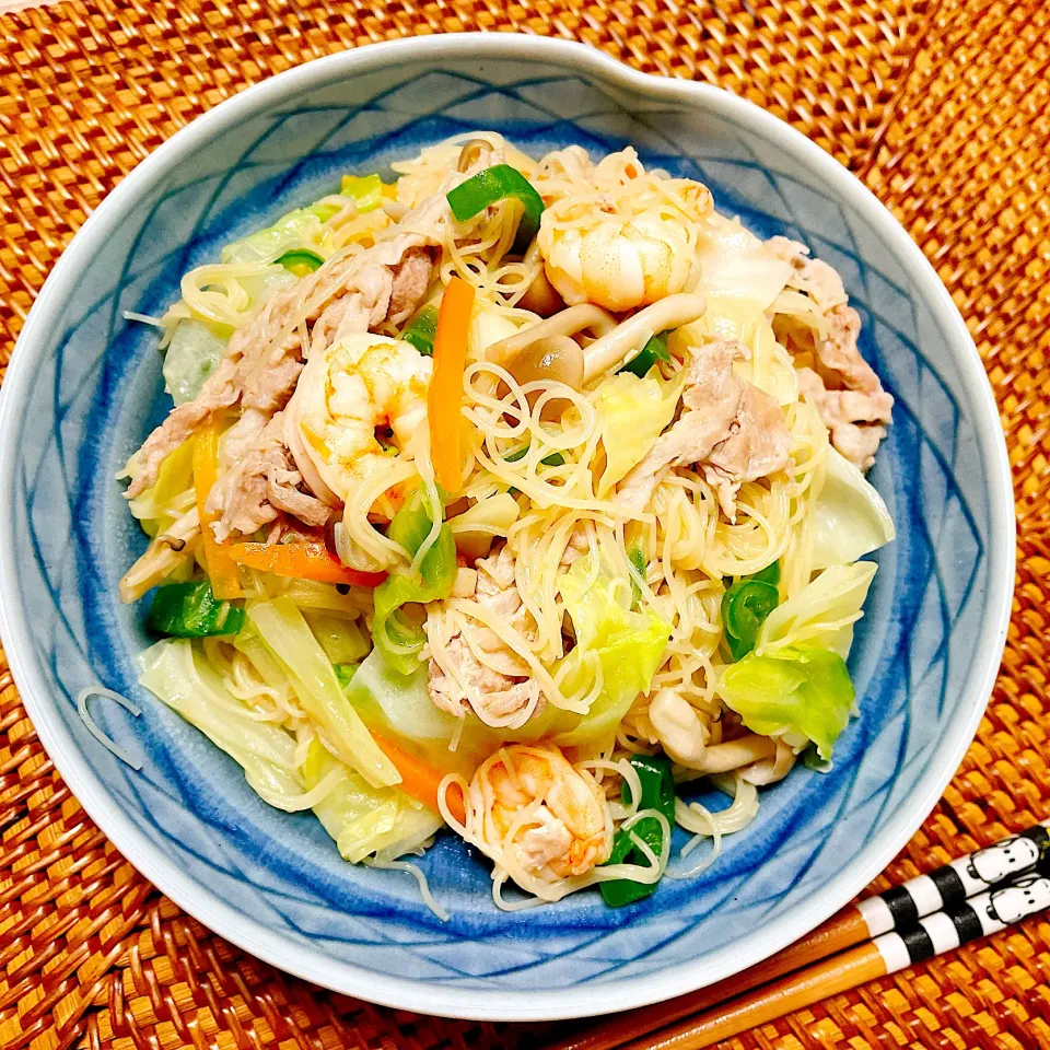 🍜昼【焼きビーフン】🍜|Laniさん