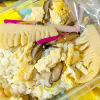 残り物ばら寿司|もちもちこんぶさん