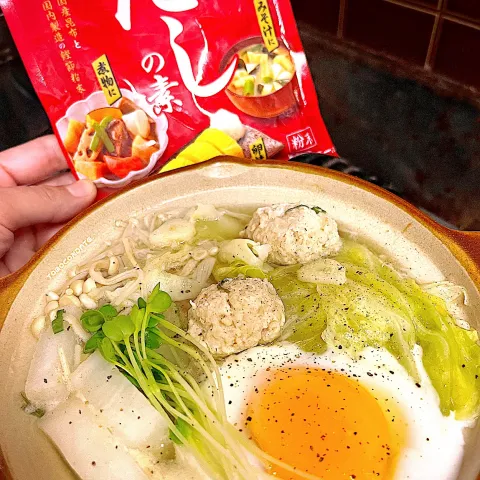 「だしの素　80g」を使ってみたSnapdishの料理・レシピ写真:にんにく入り鶏団子鍋🍲♡