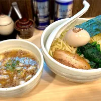 濃厚つけ麺＋味玉🍜| toshi,I🍴さん
