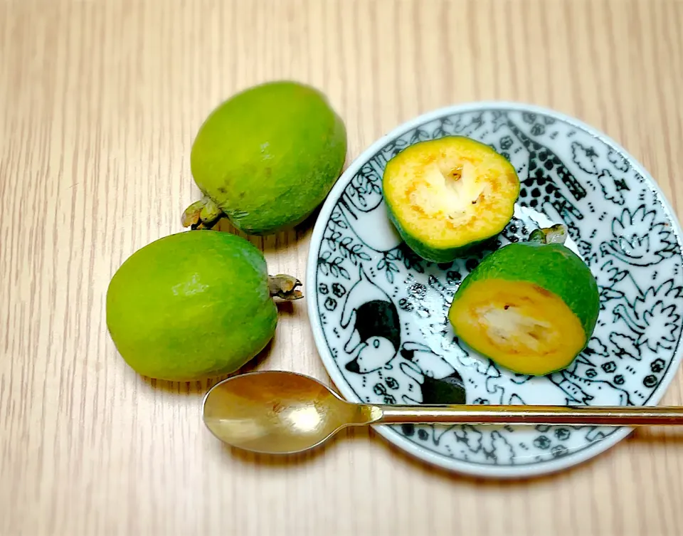 フェイジョア|もっさんさん