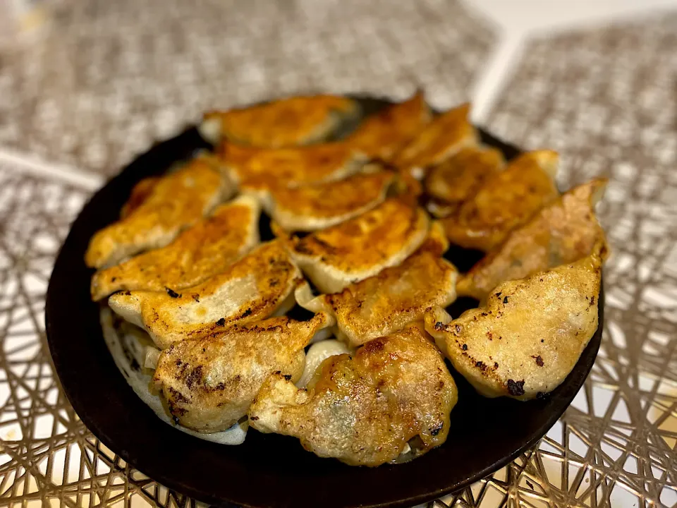 皮から手作り餃子🥟|kyohinaさん