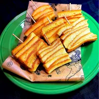 パン耳ピンチョスのフレンチトースト風
〜ココナッツオイル香るおやつ〜|kaeさん