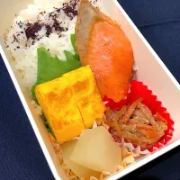 ゆかりご飯、たまご焼き、冬瓜コンソメ煮、きんぴらごぼう、焼き鮭|きらきらさん