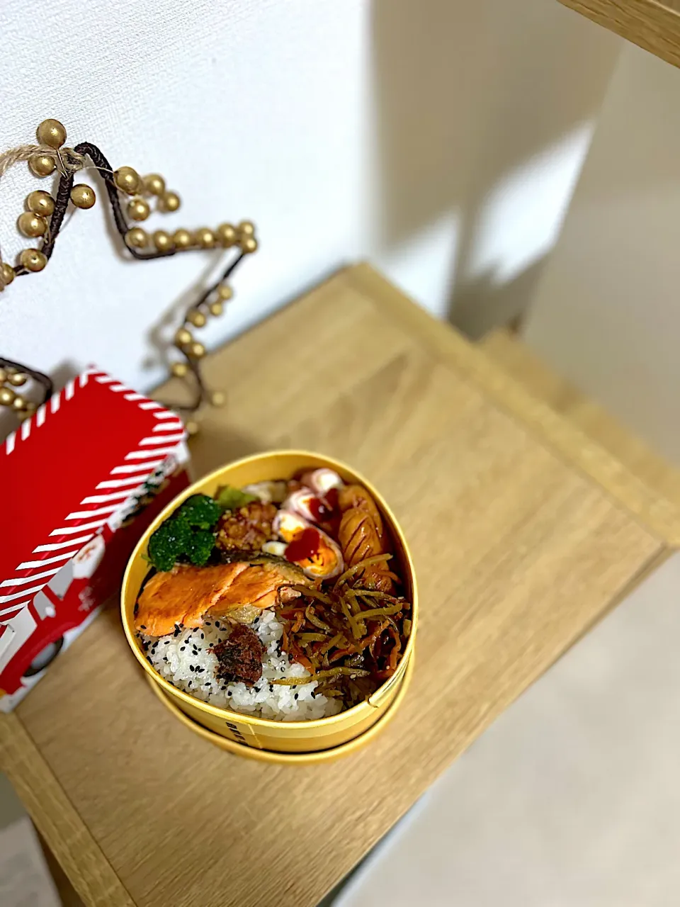 鮭またもや折れた🫣笑|こたははさん