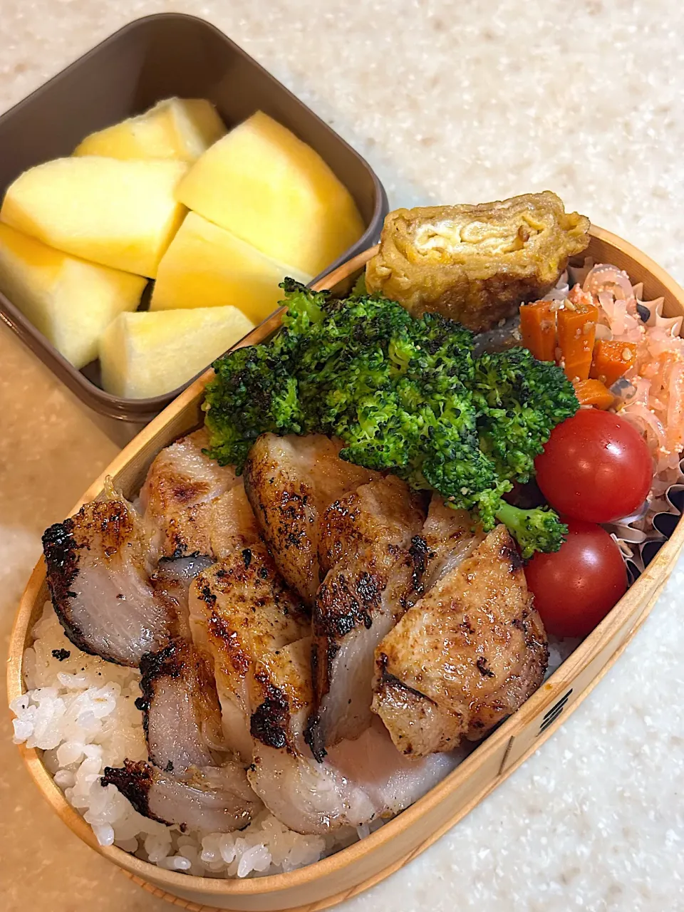 娘お弁当（豚ロース味噌漬け）|takezooさん