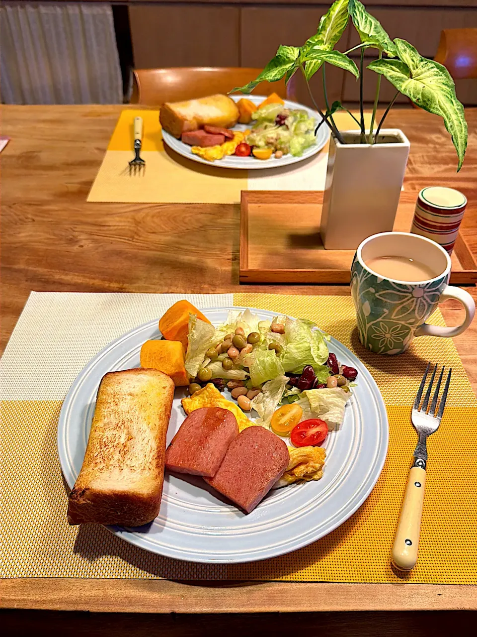 ローゼルさんちの朝ごはん　2025・12・3|ローゼルさん