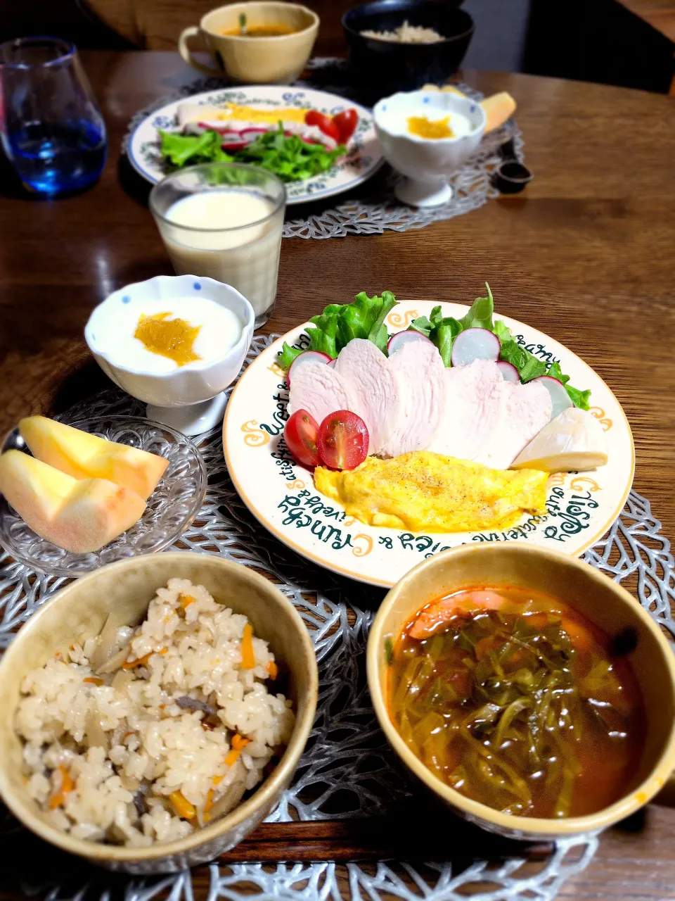 朝ごはん☁！|まめころさん