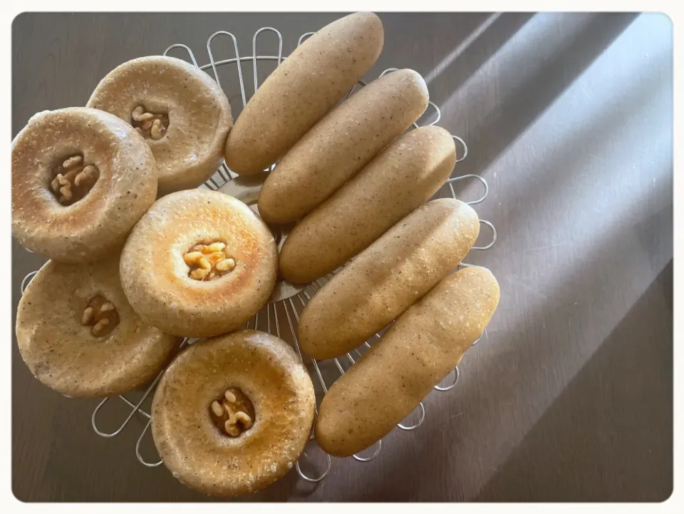 西陽に佇むミルクティーパン🥖🤭|yucca@さん