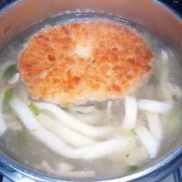 みぞれ仕立てのなめ茸と豚ひき肉入りとろみ付きコロッケうどん|darkbaronさん