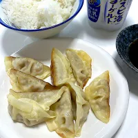 ギョーザ♫wwwww|Yoshihiro Andoさん