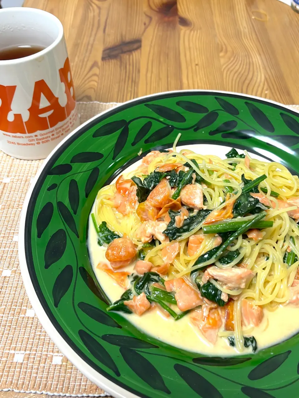 サーモンとほうれん草のクリームスパ|songさん