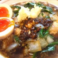 【期間限定】
【2018年創業】 
濃厚つけ麺・ラーメン八重桜
スタミナニンニクらーめん (990円) 
＋ニンニク (無料) 
＋生姜 (無料) 
＋味玉 (Instagramフォローで無料)
＠王子3分 
(JR十条駅から徒歩23分)
25324
〈醤159塩53噌󠄀23タ11昆9出15 F17冷27混5つ3焼1ポ1〉|大脇さん