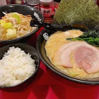 並ラーメン（醤油）・もやキャベ|haradataさん