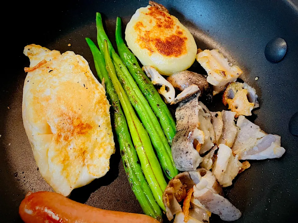 1人でフライパンで色々焼き|ご飯はん♪さん