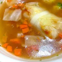 ロールキャベツ風スープ〜キャベツは巻いてるだけ|Ayaさん