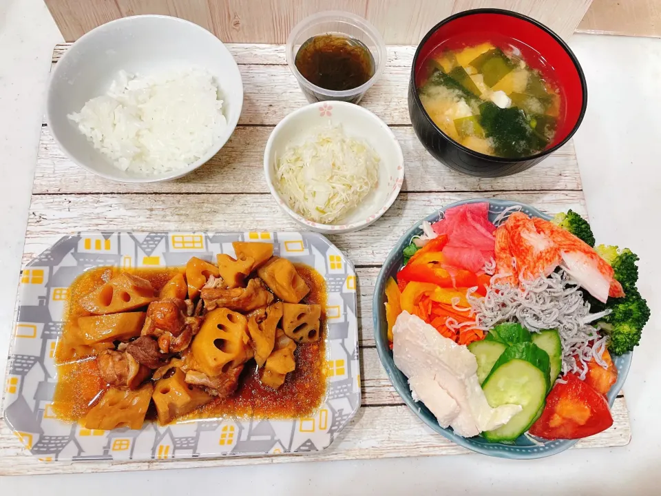 鶏肉とれんこんのさっぱり煮|chou  chouさん