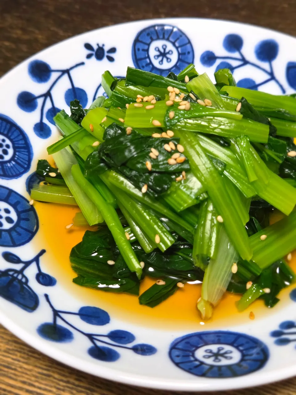 パパ作🥸ちぢみ小松菜のお浸し|ぱんだのままんさん