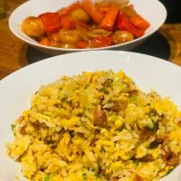 Dinner ! Dinner !
Homemade Chinese 
Sweet & Sour Crispy Fried  Prawns with Peppers,onions,Carrots, with Special Fried Rice with Pork  & egg #chinese #sweetansou|Emanuel Hayashiさん