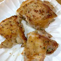 ガーリックハーブチキンソテー|ゆきんころんさん