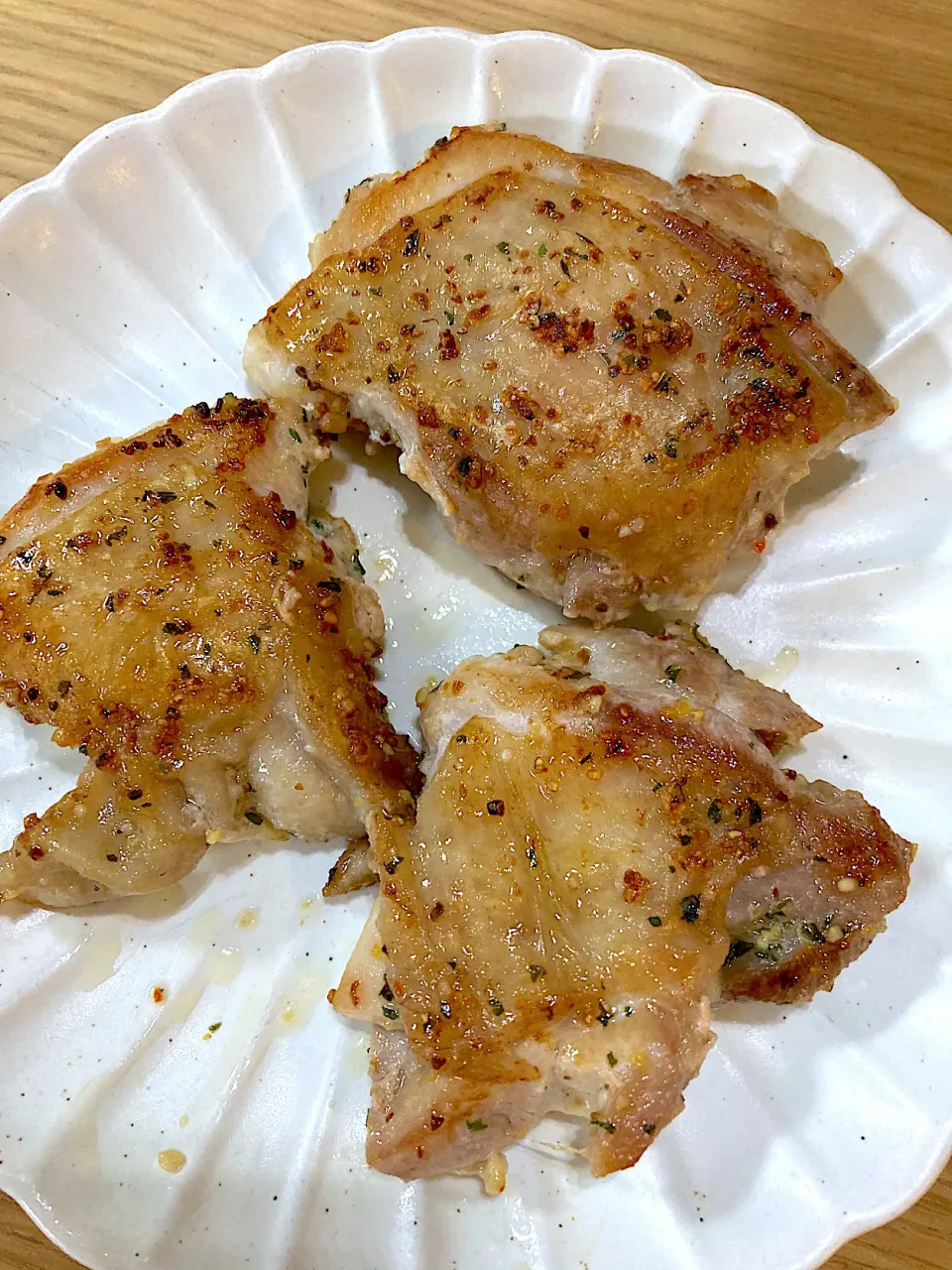 ガーリックハーブチキンソテー|ゆきんころんさん