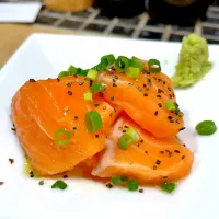サーモン刺し| T. Wonderさん