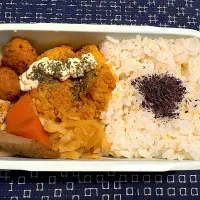 チキン南蛮、つくね、野菜の煮物、油揚げのカリカリ、切干大根|おかーたまさん