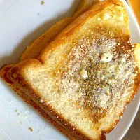 至高のはちみつチーズサンドを作りました!|トモちゃんさん