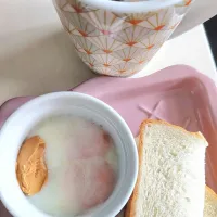 Good morning breakfast Eggs + peanut butter and butter sugar bread, Nutella bread iced coffee 😍🍞Hokkaido Milk Toast 😋😘|🍒lynnlicious🍒さん