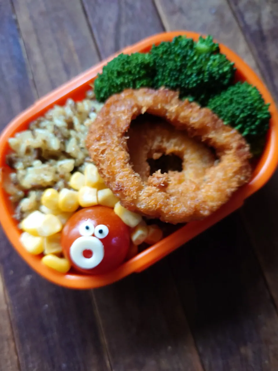 漢の…次女用🍱イカリング付きドライカレー弁当|ᵏᵒᵘさん