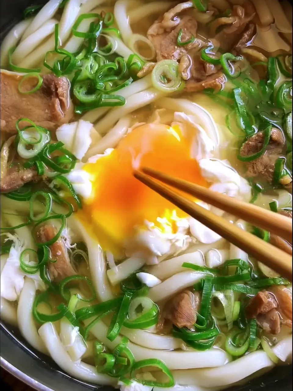 ひねぽん肉玉うどん|MAPITEEさん