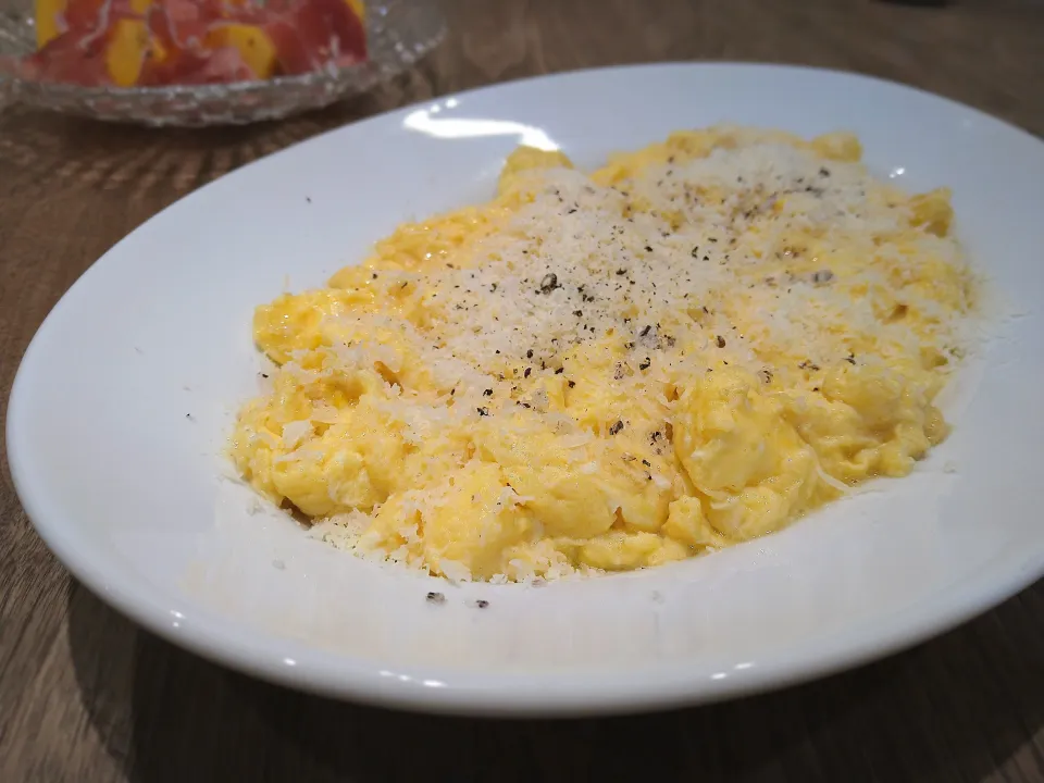 スクランブルエッグ|古尾谷りかこさん