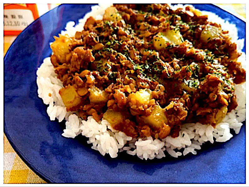 納豆じゃが🥔のキーマカレー🍛🇺🇸|ワイントンさん
