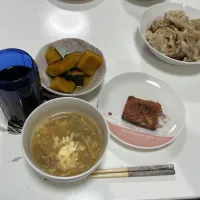 晩御飯☆簡単ふかひれスープ☆鯖みりん☆鶏皮の湯引き☆かぼちゃの炊いたん。ポン酢切らしてたから醤油と酢で手作り(^^)|Saharaさん