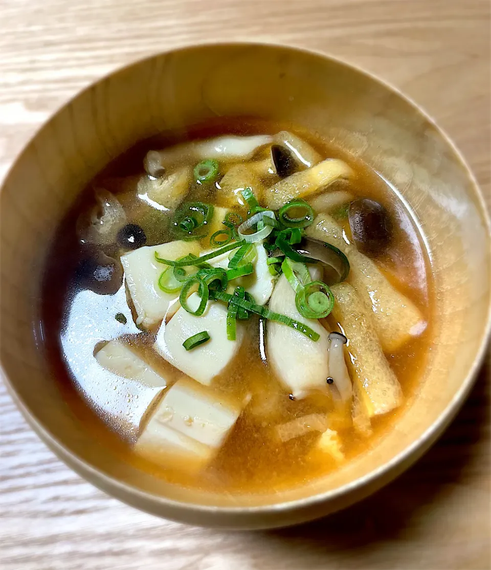 豆腐としめじの味噌汁|藤田 まり子さん
