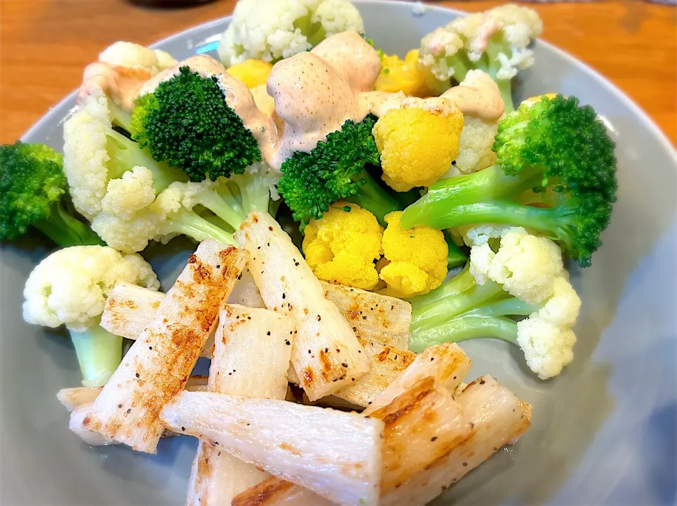 ブロッコリーの温サラダ&長芋スティックソテー|じゅんさんさん