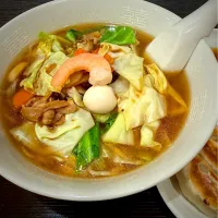 五目そばと餃子　龍伸| Noriyuki Saitoさん