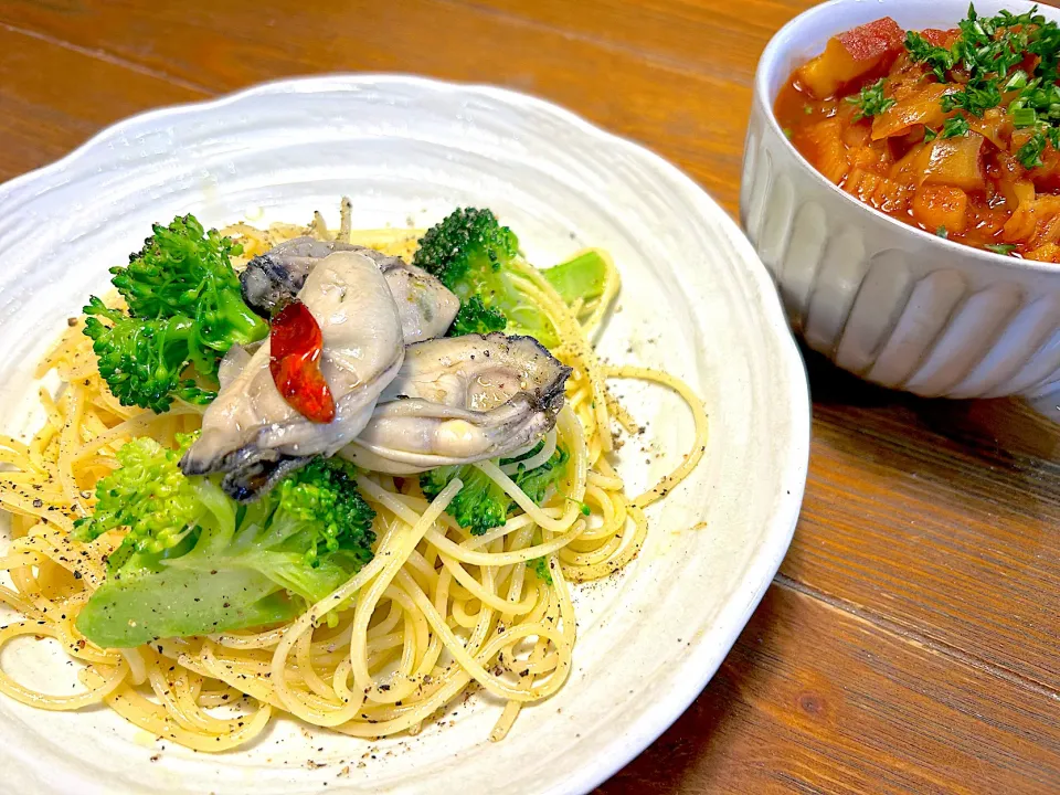 牡蠣のオイル漬けペペロンチーノとミネストローネ|n_nさん