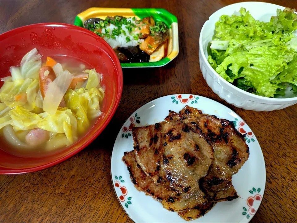 豚しょうが焼きとポトフの晩ごはん😋|jpsさん