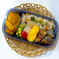 炊き込みご飯の中学生弁当| リングさん