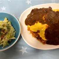 コールスローとオムライス・ハヤシソースかけ|もーやんさん