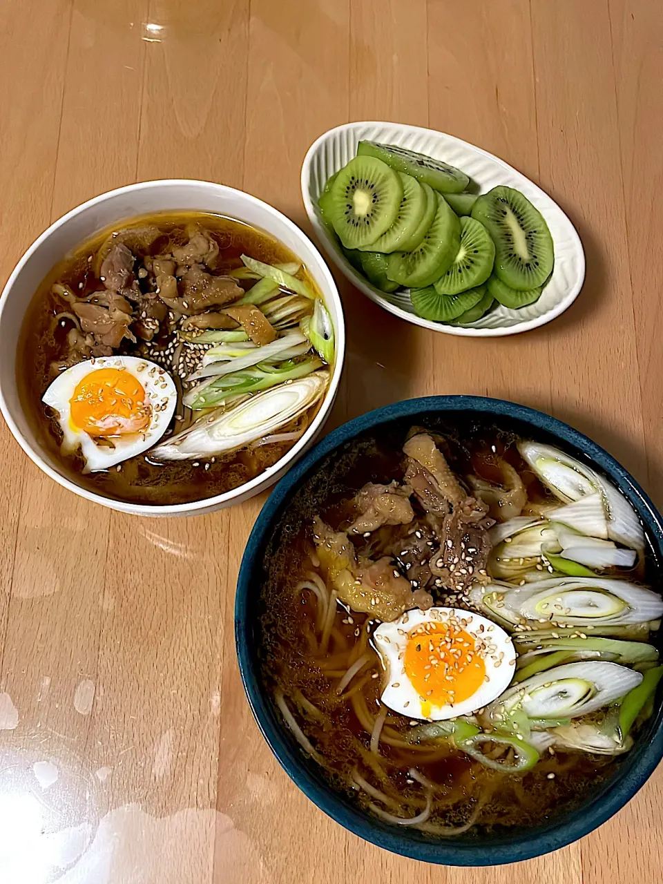 肉そば　キウイ|そのみさん