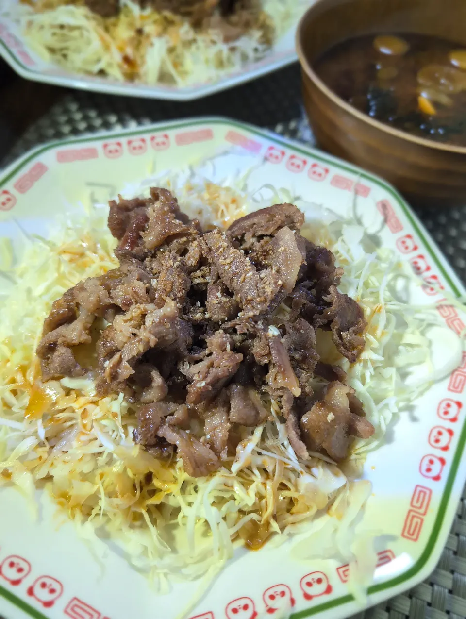 豚の焼肉丼＆赤だし|テケテケさん