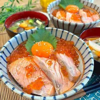炙りサーモン＆いくら丼🟠🔴|ラゴさん。さん
