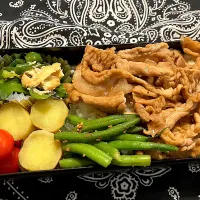 2025.12.5 息子弁当　◎豚丼　◎インゲン胡麻和え　◎ピーマンしらす炒め煮　◎焼き芋| goroさん