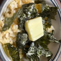 焼きのりバターご飯を作りました！| トモちゃんさん