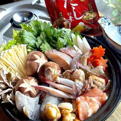 「だしの素　80g」を使ってみたSnapdishの料理・レシピ写真:寄せ鍋 ~だしの素