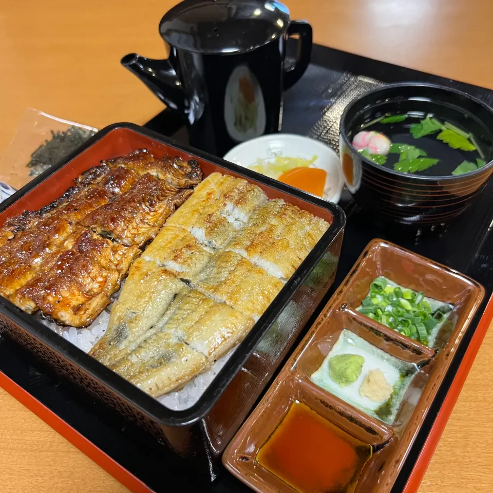 白焼とまぶしの合わせ重|Yoshiさん