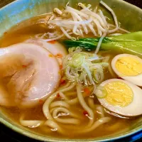 今日の麺好きランチは                                               「味噌風味ニンニクラーメン」|mottoさん